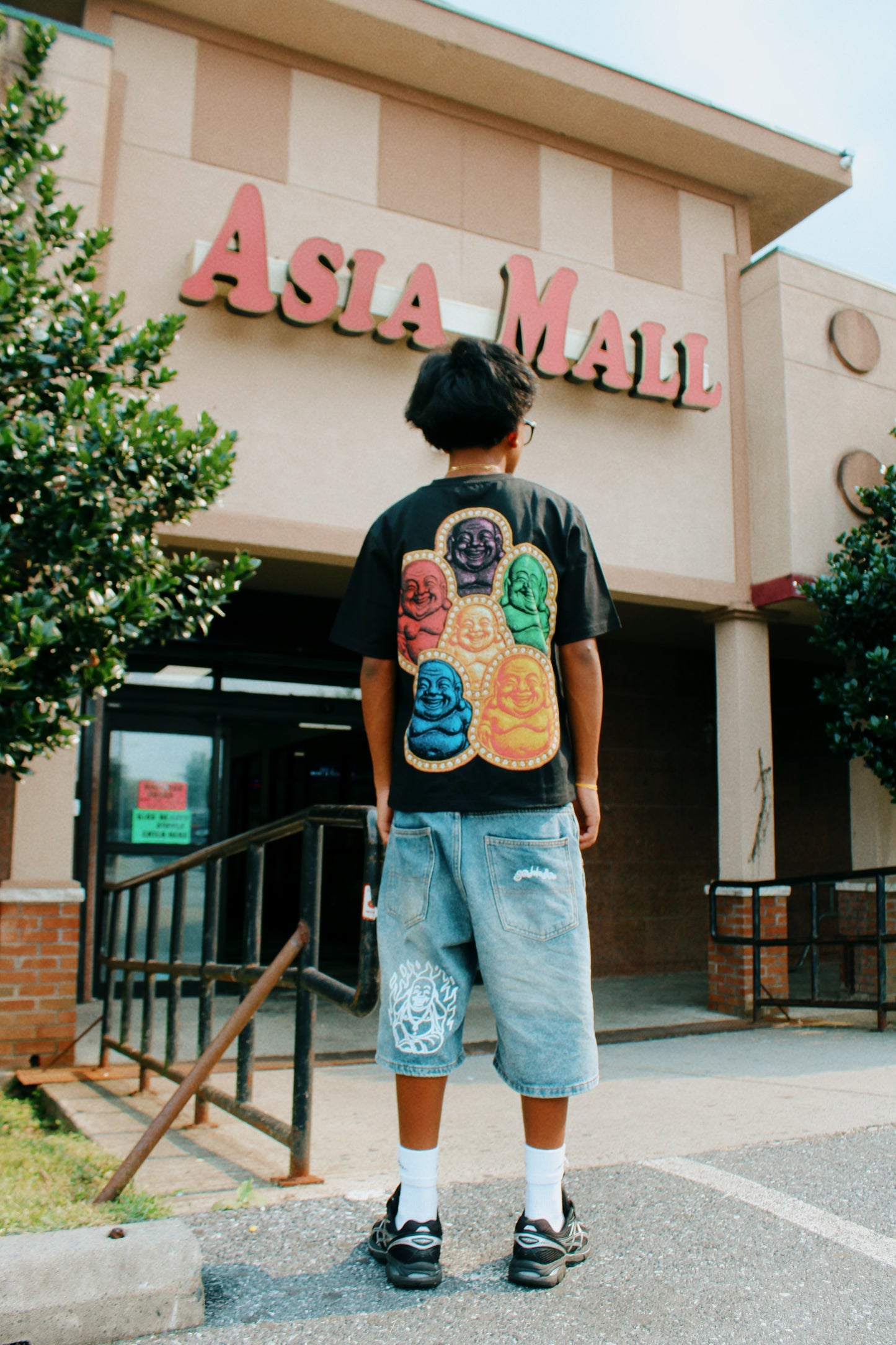 Buddha Pendant Tee